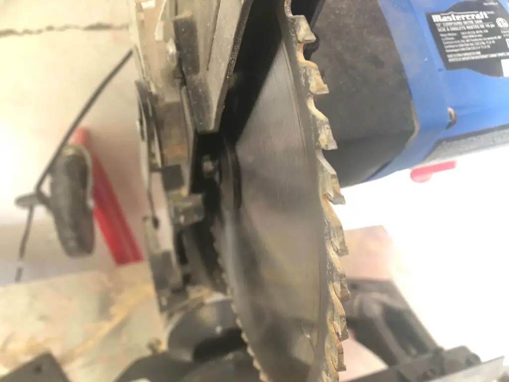 miter saw thin kerf blade deflection